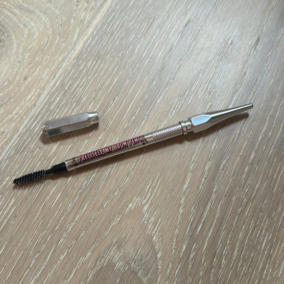 Benefit cosmetics waterproof easy shape & fill eyebrow pencil - Picture 6 of 7